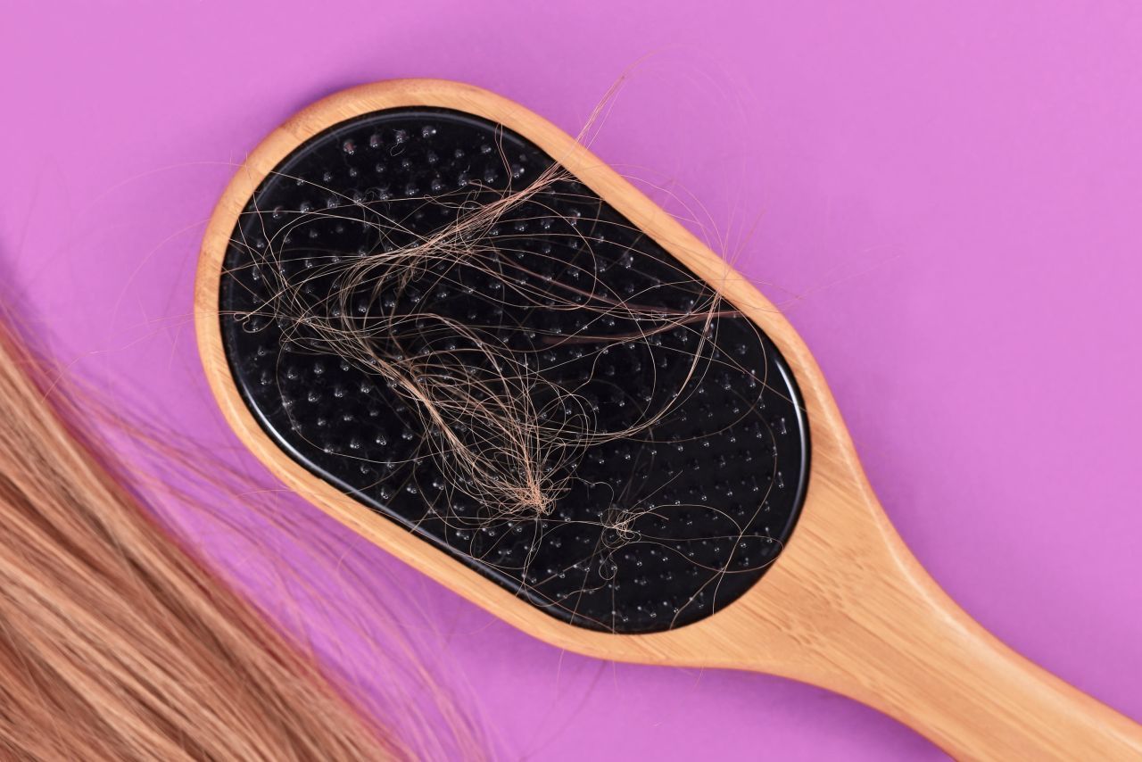 Haarausfall Wie viele Haare verliert man am Tag? Galileo