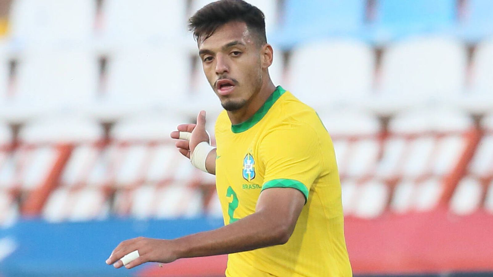 
                <strong>Gabriel Menino (20 Jahre, Brasilien, SE Palmeiras Sao Paulo)</strong><br>
                Gleicher Vorname, gleiches Alter, ähnlich großes Talent: Gabriel Menino spielt in der 1. brasilianischen Liga, wird in den Medien aber bereits mit europäischen Top-Vereinen in Verbindung gebracht. Im September 2020 wurde Menino erstmals in den Kader der brasilianischen A-Nationalmannschaft berufen, kam in den beiden WM-Qualifikationsspielen allerdings nicht zum Einsatz. Bei Olympia hingegen dürfte er im zentralen Mittelfeld gesetzt sein.  
              
