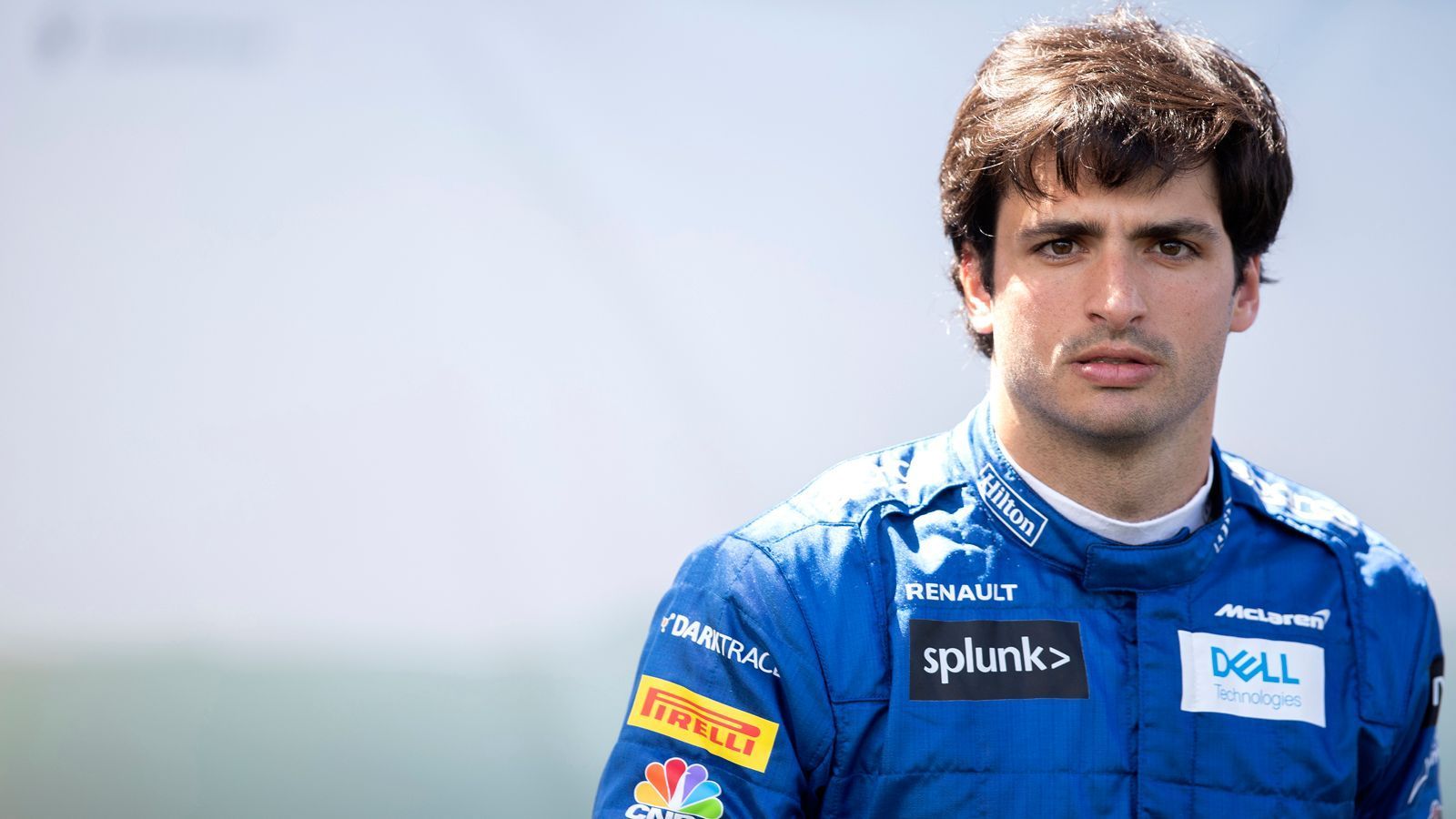 
                <strong>Ferrari</strong><br>
                Fahrer für 2021: Carlos Sainz (Bild) und Charles Leclerc.
              