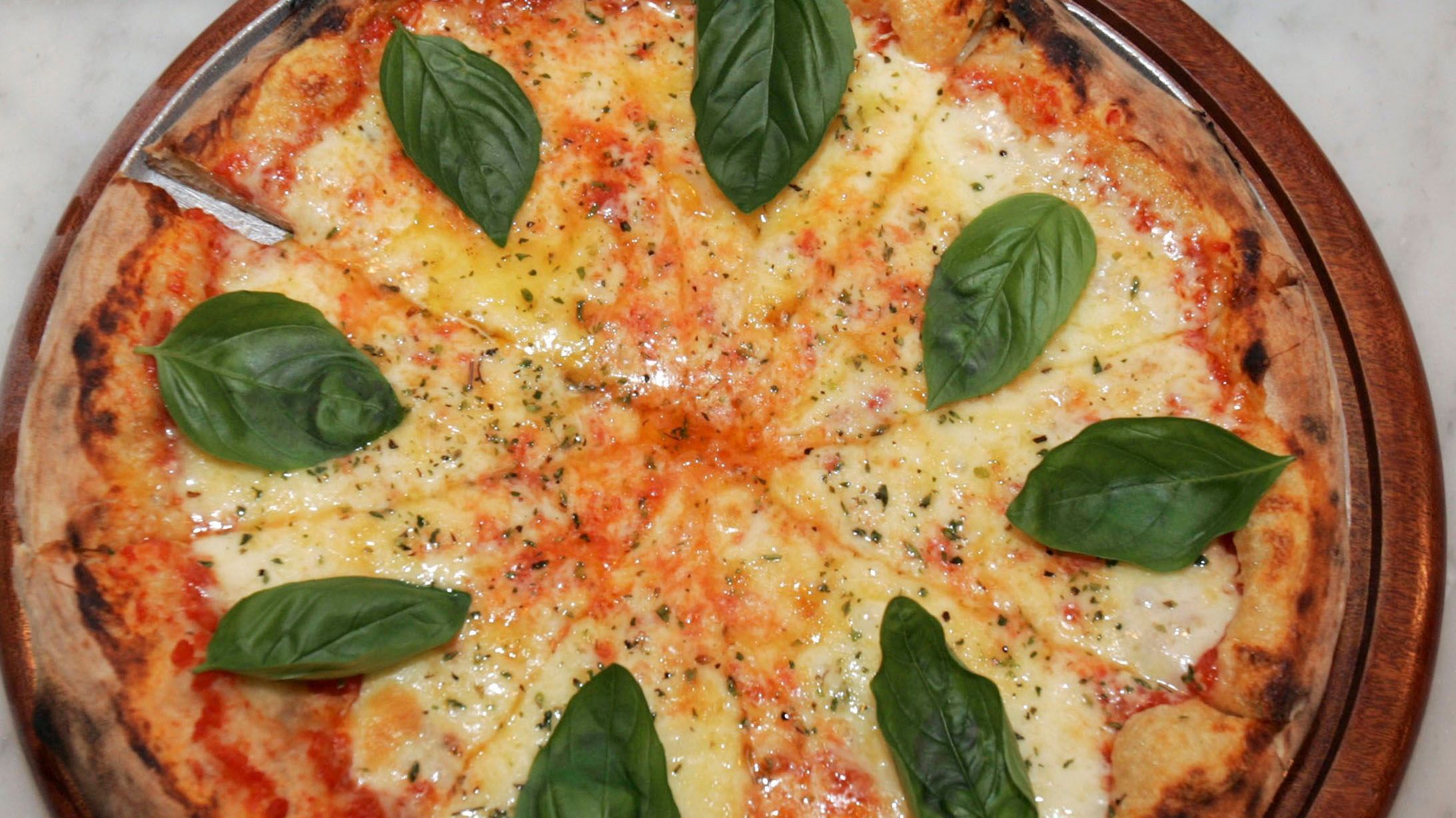 Jährlich am 9. Februar ist der "Tag der Pizza". Guten Appetit. 