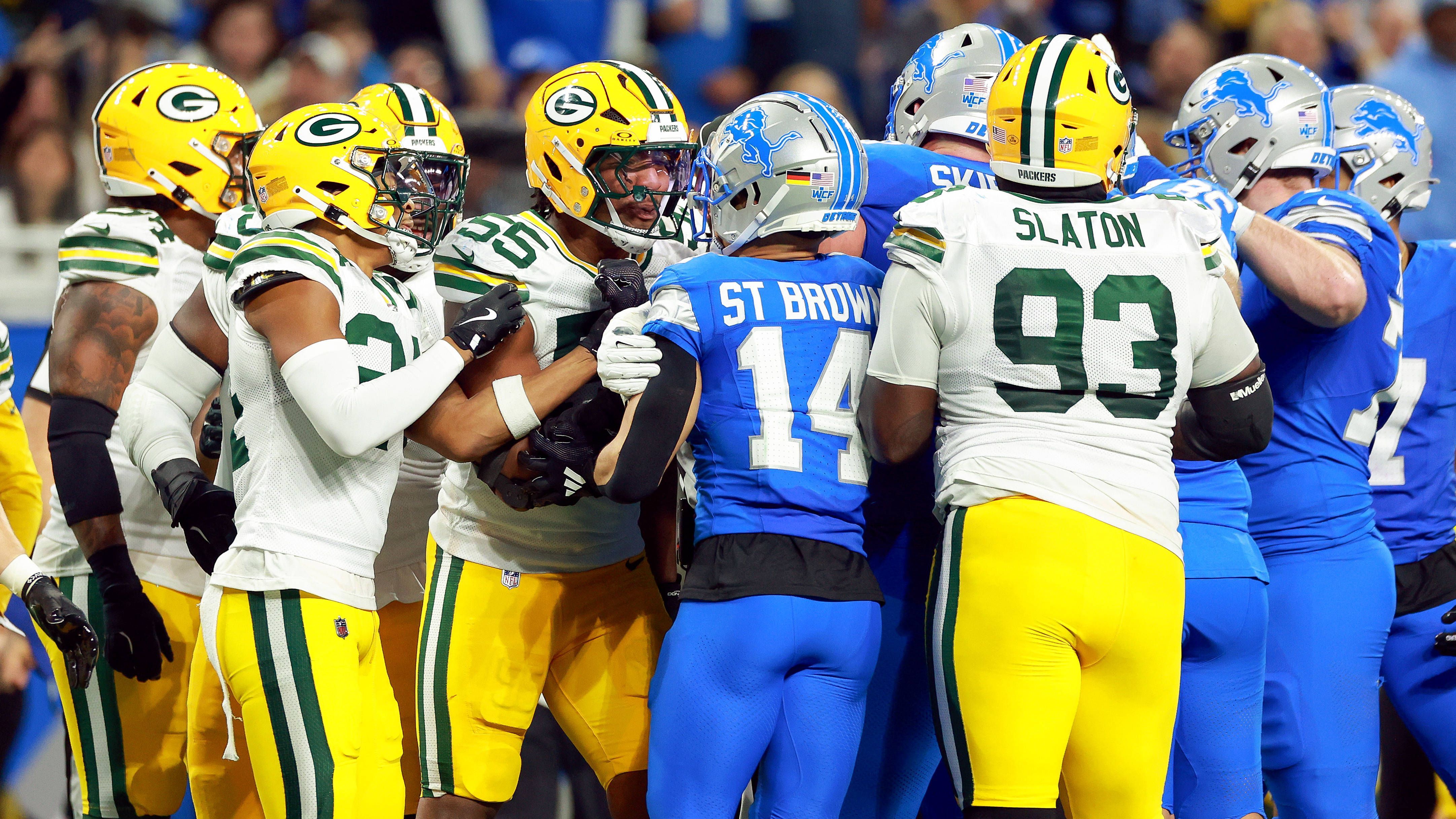 <strong>Detroit Lions 44:38 Green Bay Packers</strong><br>Ein emotional aufgeladenes Offensivspektakel wird in der Defensive entschieden: Beim vierten Down kurz vor der Packers-Endzone sackt Neuzugang Micah Parsons Lions-Quarterback Jared Goff.