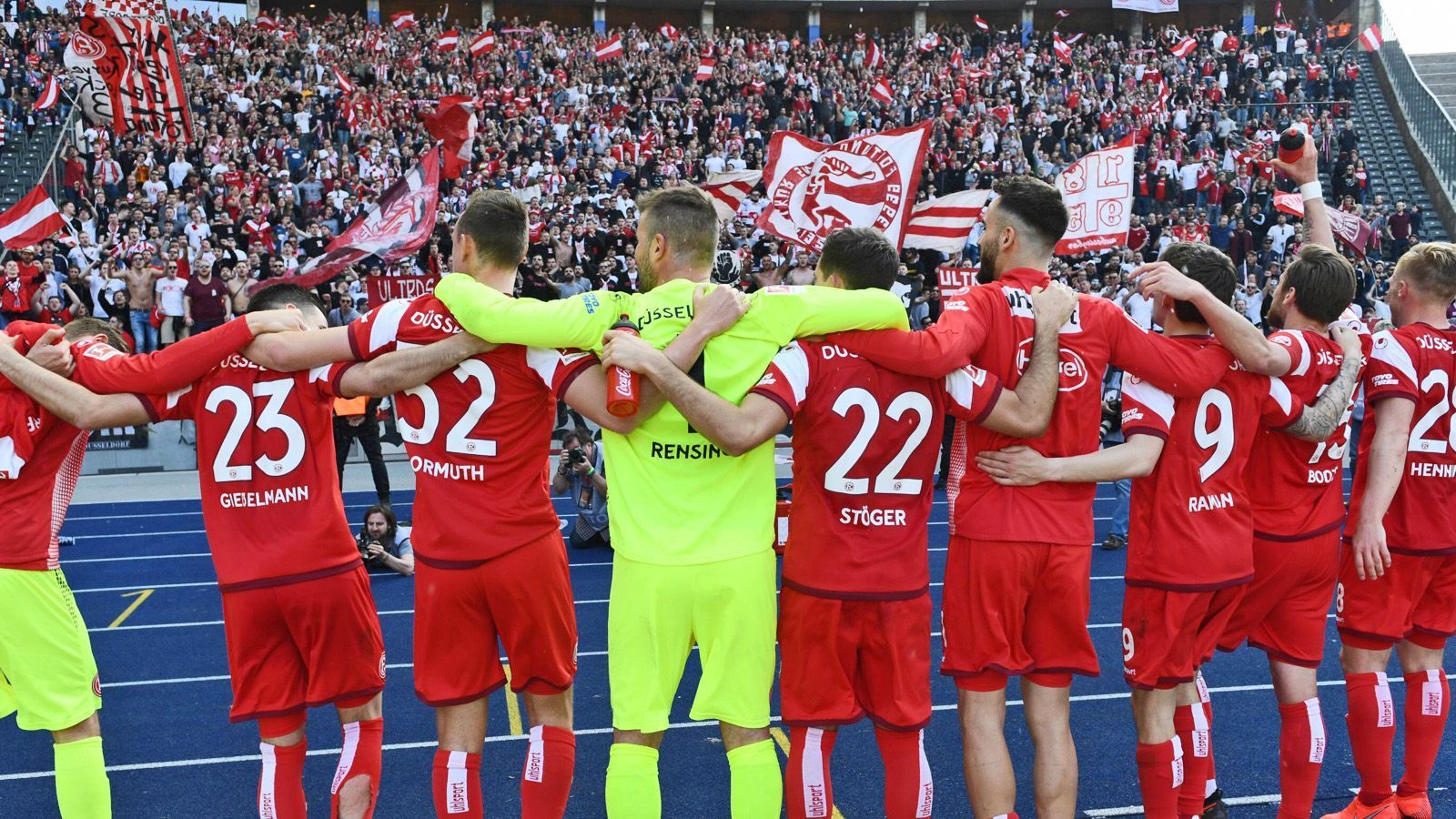 
                <strong>Platz 8: Fortuna Düsseldorf</strong><br>
                Fortuna Düsseldorf spielte in der Saison 2018/2019 an elf von 34 Spieltagen in einem ausverkauften Stadion.
              