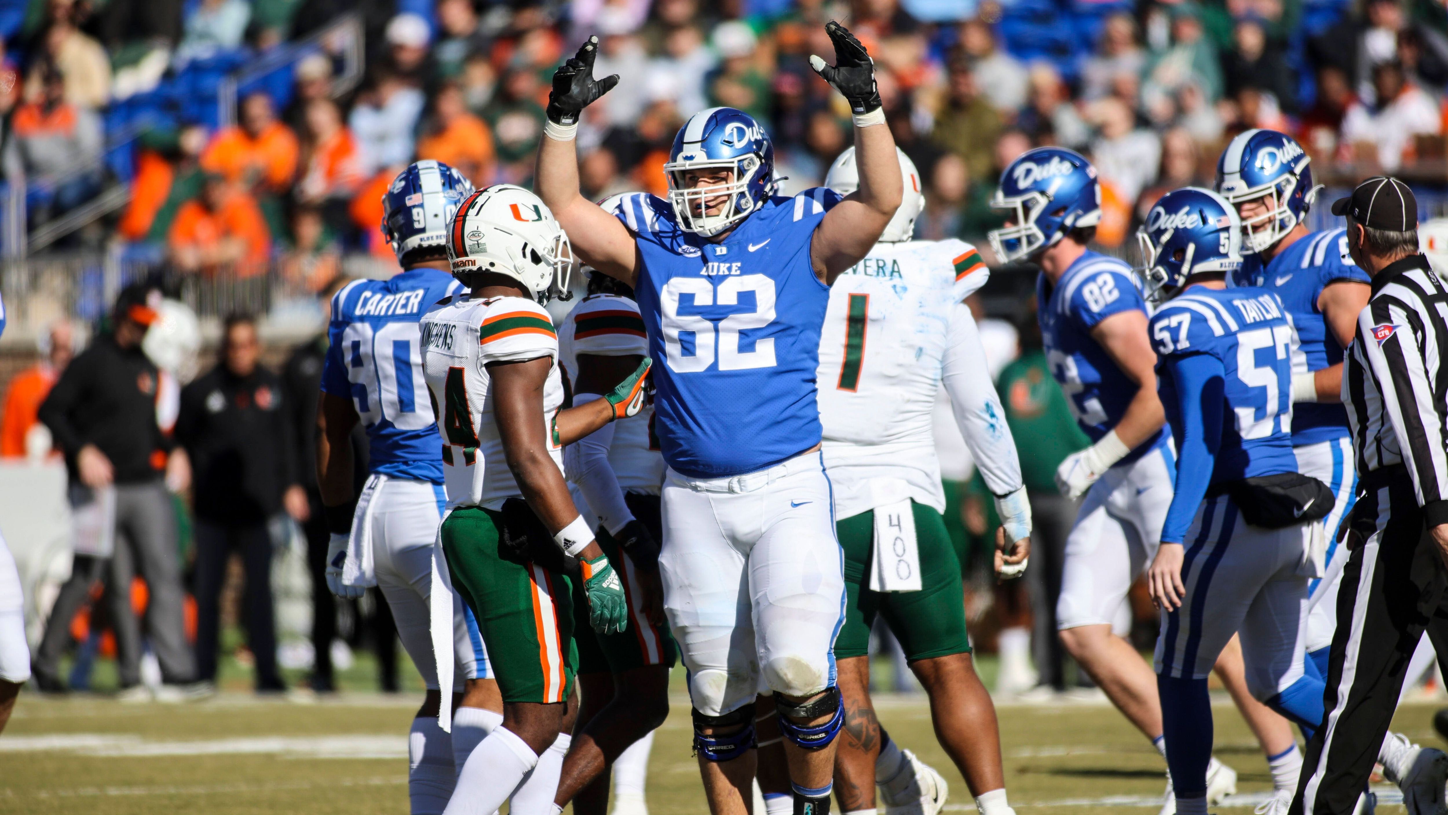 <strong>15. Graham Barton (OL, Duke Blue Devils)</strong>  &nbsp; &nbsp; &nbsp; &nbsp; &nbsp; &nbsp; &nbsp; &nbsp; &nbsp; &nbsp; &nbsp; &nbsp; &nbsp; &nbsp; &nbsp; &nbsp; &nbsp; &nbsp; &nbsp; &nbsp; &nbsp; &nbsp; &nbsp; &nbsp; &nbsp; &nbsp; &nbsp; &nbsp; &nbsp; &nbsp; &nbsp; &nbsp; Barton gilt sowohl im Pass-Block als auch im Run-Block als sehr stark. Viele Experten hatten ihn dieses Jahr schon im Draft gesehen. In dieser Saison möchte er der Top-Offensive Lineman im College werden.