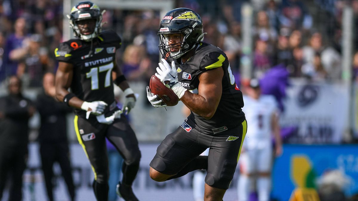 Roberto Miranda (Stuttgart Surge 85), Stuttgart Surge vs. Frankfurt Galaxy, American Football, European League of Football, Spieltag 1, Saison 2025, 18.05.2025, Stuttgart Surge vs. Frankfurt Galaxy...