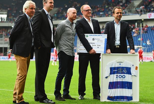 
                <strong>MSV Duisburg vs. FC Bayern: Robert Lewandowskis Debüt</strong><br>
                Gruppenbild mit Sammer: Der FC Bayern gastiert in Duisburg. Die Erlöse aus dem Benefizspiel sollen dem wirtschaftlich maroden MSV helfen, wieder auf die Beine zu kommen.
              