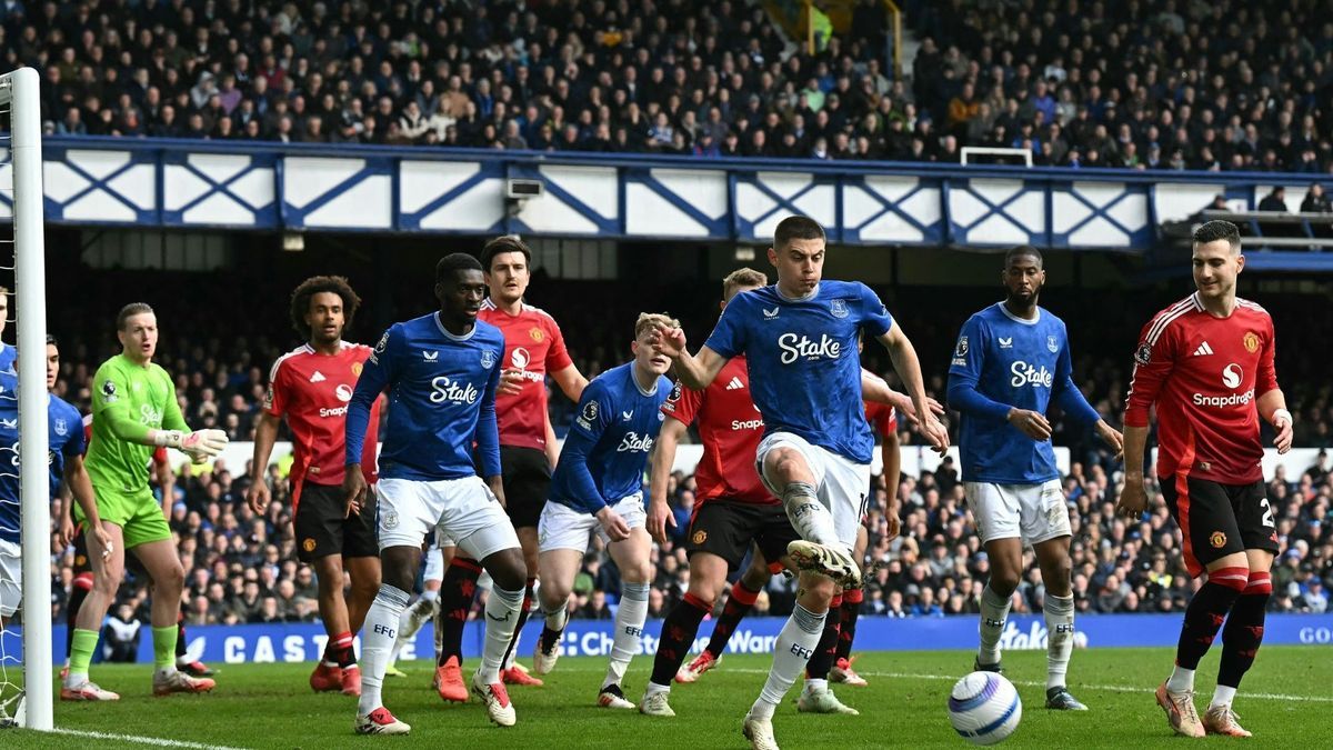 Manchester United holt einen Punkt beim FC Everton