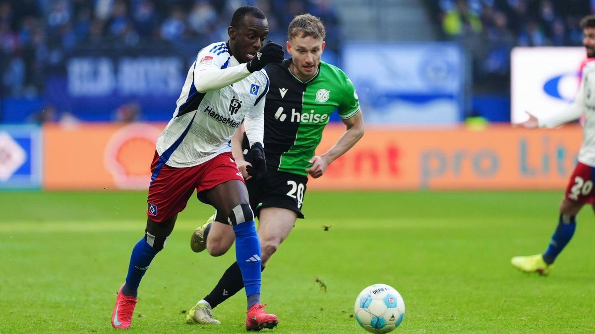 Jean-Luc Dompe (l.) rettete dem HSV einen Punkt