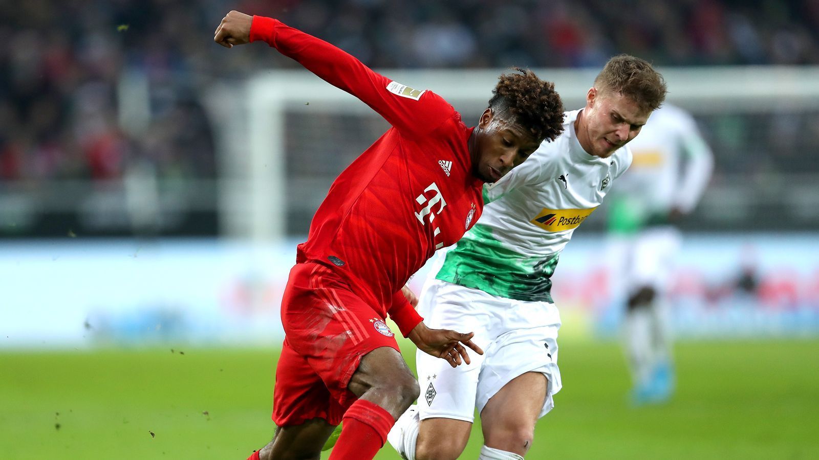 
                <strong>Kingsley Coman (FC Bayern München)</strong><br>
                Über 60 Minuten bärenstark. Wirbelt zunächst auf der linken Seite, nach 20 Minuten gleichermaßen auf dem rechten Flügel. Wenn es gefährlich wird, ist meistens Coman beteiligt, der seine Flanken immer gefährlich in den Strafraum bringt. Lässt in der 23. Minute Bensebaini alt aussehen, woraus eine Riesenchance für Müller entsteht, der aber aus 15 Metern an Sommer scheitert. Nach einer Stunde plötzlich abgetaucht. ran-Note: 3
              