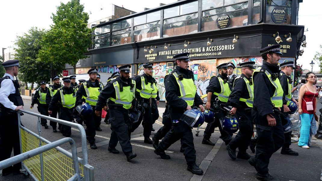 Der&nbsp;Notting Hill Carnival wird von Tausenden Polizisten begleitet.&nbsp;