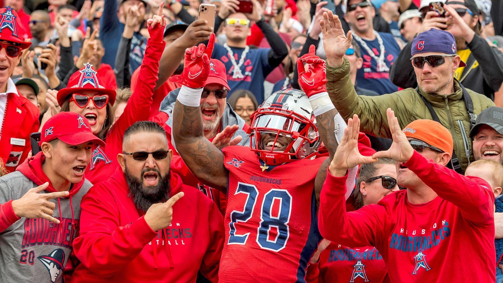 
                <strong>Der ungekrönte Champion</strong><br>
                Schenk: Ich habe kein Team gesehen, das den Houston Roughnecks ernsthaft hätte gefährlich werden können. Demnach ganz klar Quarterback P.J. Walker und seine Mannschaft!
              