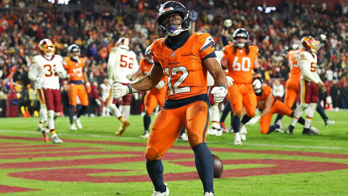 Denver Broncos v Washington Commanders