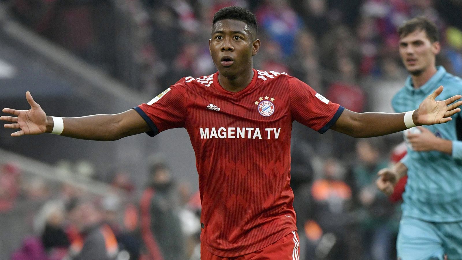 
                <strong>David Alaba (Linksverteidiger)</strong><br>
                Blasser Auftritt des Linksverteidigers. Defensiv von passiven Freiburgern nicht gefordert. Im Zusammenspiel mit Gnabry aber unauffällig. Sein einziger Distanzschuss (32.) landete im Oberrang. ran-Note: 4
              