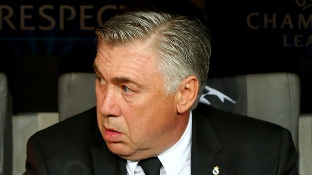 
                <strong>Carlo Ancelotti</strong><br>
                Mit Mats Hummels und Renato Sanches kann Carlo Ancelotti zu seinem Amtsantritt schon einmal zwei Neuzugänge begrüßen. Die Kaderplanungen des Italieners laufen auf Hochtouren. Im Kader des FC Bayern München wird es bei diesen Änderungen nicht bleiben. Der "kicker" wirft einige Namen in den Raum, die vor dem Absprung beim FC Bayern stehen könnten. ran.de zeigt, um welche Akteure es sich dabei handelt.
              