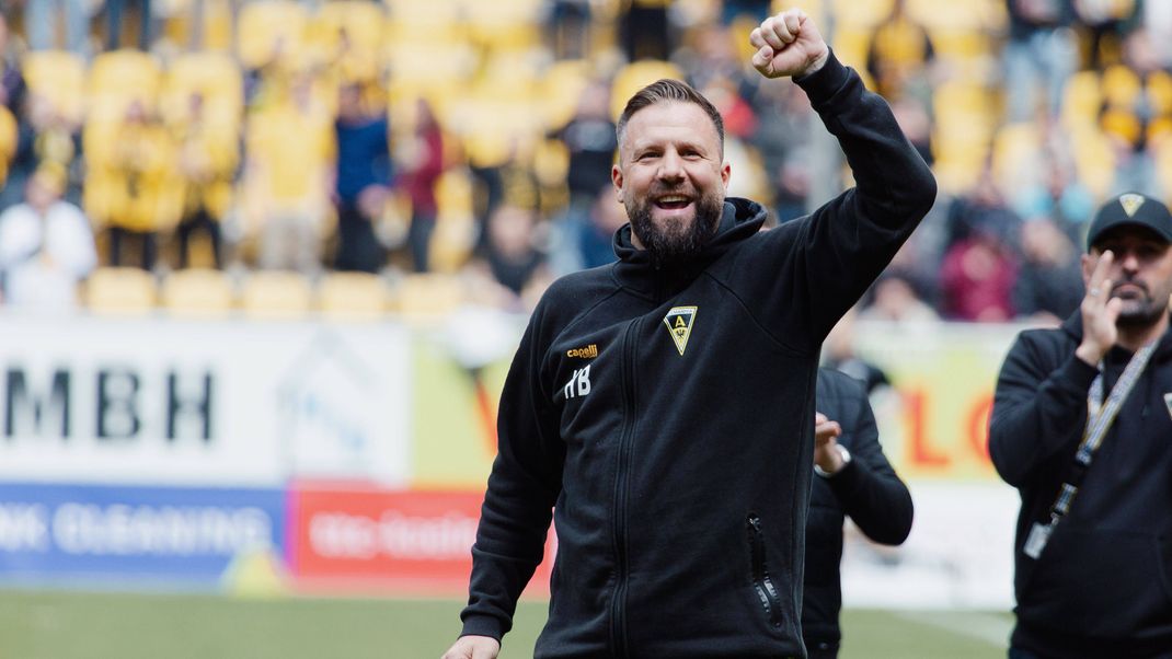 Trainer Heiner Backhaus führte die Alemannia zum Aufstieg.