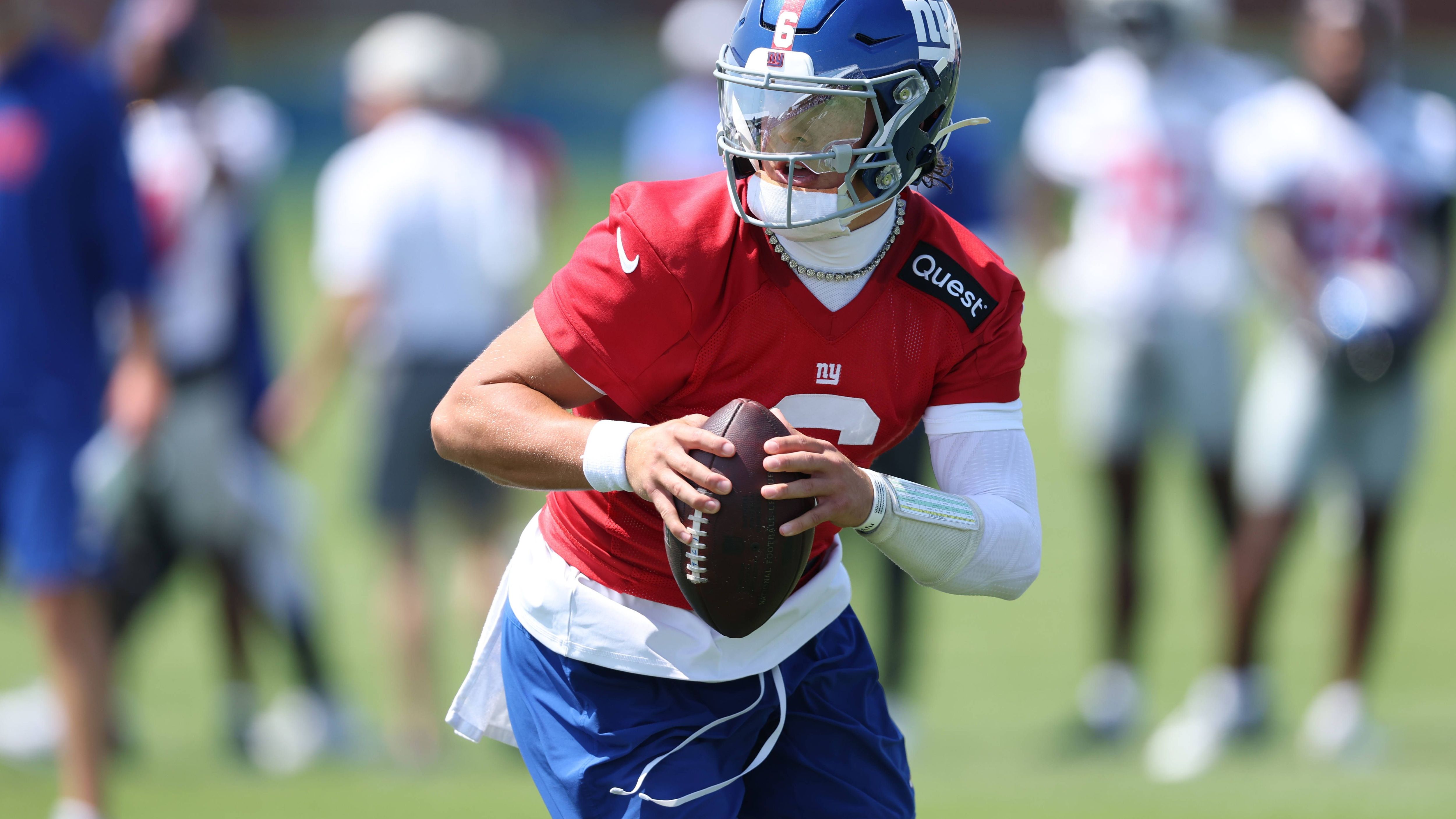 <strong>49. Platz:</strong> Jaxson Dart (New York Giants)<br><strong>Overall-Bewertung:</strong> 68