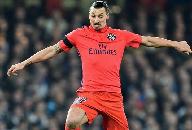 
                <strong>Sturm - Zlatan Ibrahimovic</strong><br>
                Verein: Paris St. Germain / Liga: Ligue 1
              