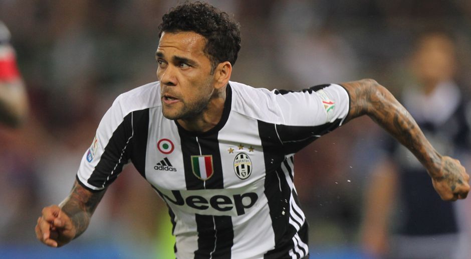 
                <strong>Dani Alves (Juventus -> Paris St. Germain)</strong><br>
                Der frühere Barca-Verteidiger Dani Alves hat seine Ex-Trainer Pep Guardiola und Manchester City einen Korb gegeben! Der Brasilianer, der erst kürzlich seinen Vertrag bei Juventus Turin nach nur einem Jahr vorzeitig auflöste, wechselt zu Paris St. Germain. Damit bestätigten sich die Gerüchte, wonach ein Wechsel des Rechtsverteidigers zu ManCity nur noch Formsache sei, nicht. Bei PSG wird Dani Alves mit der Rückennummer 32 auflaufen und unterschrieb einen Vertrag bis 2019.
              