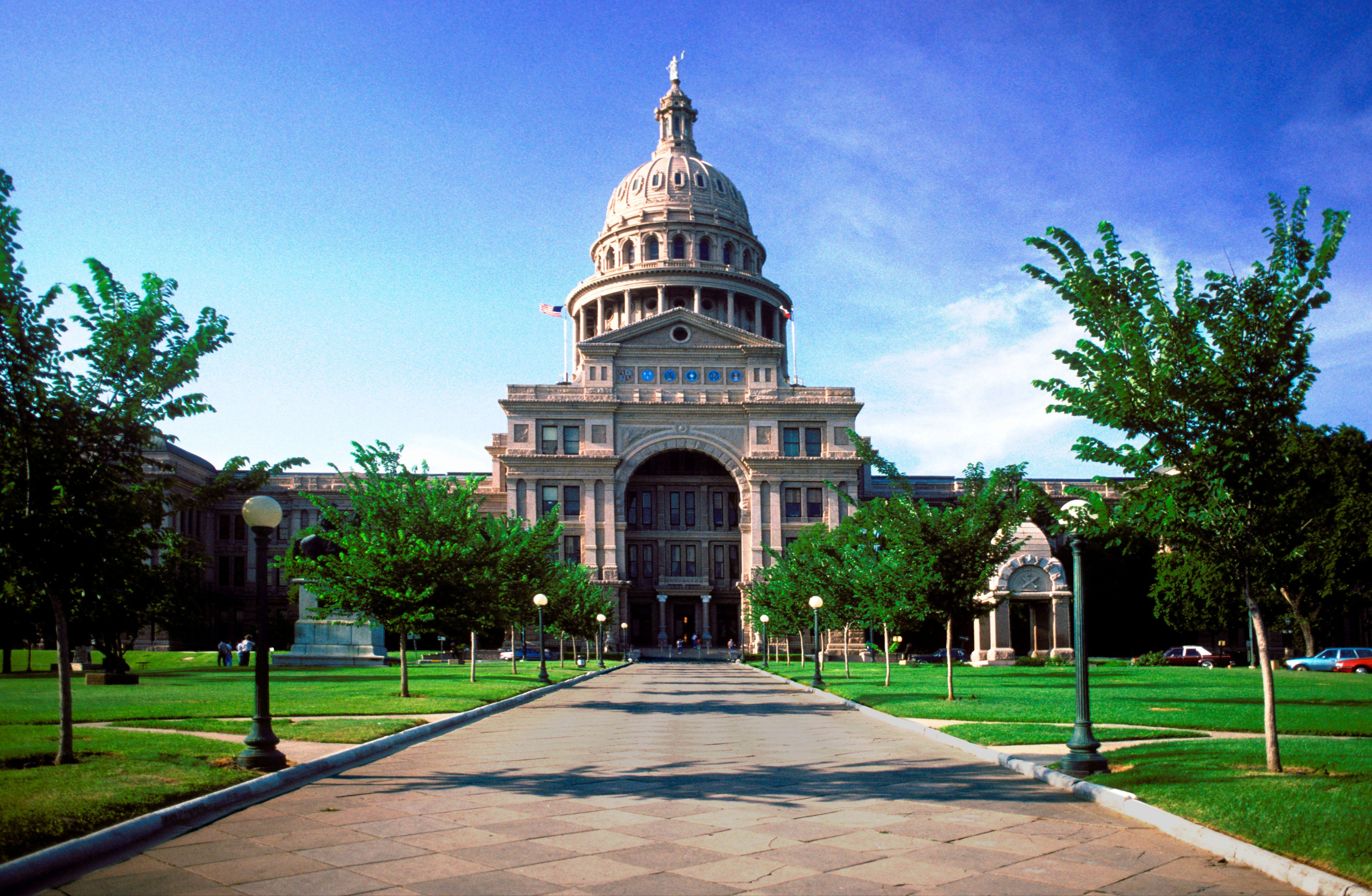 Das Texas State Capitol in Austin ist ein historisches Parlamentsgebäude. Austin ist die pulsierende Hauptstadt des US-Bundesstaates und gilt als Hochburg der alternativen Kultur.