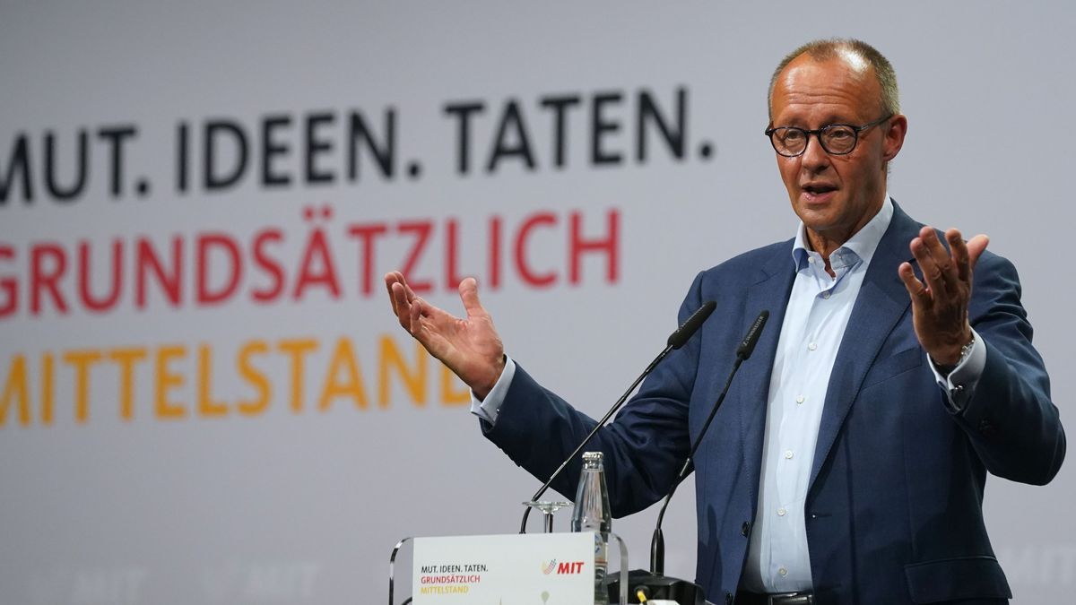 CDU-Parteichef Friedrich Merz spricht auf einer Veranstaltung.