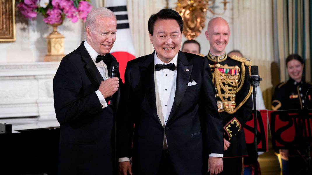 US-Präsident Biden und sein südkoreanischer Amtskollege wollen die Abschreckung gegen eine nukleare Bedrohung aus Nordkorea verstärken.