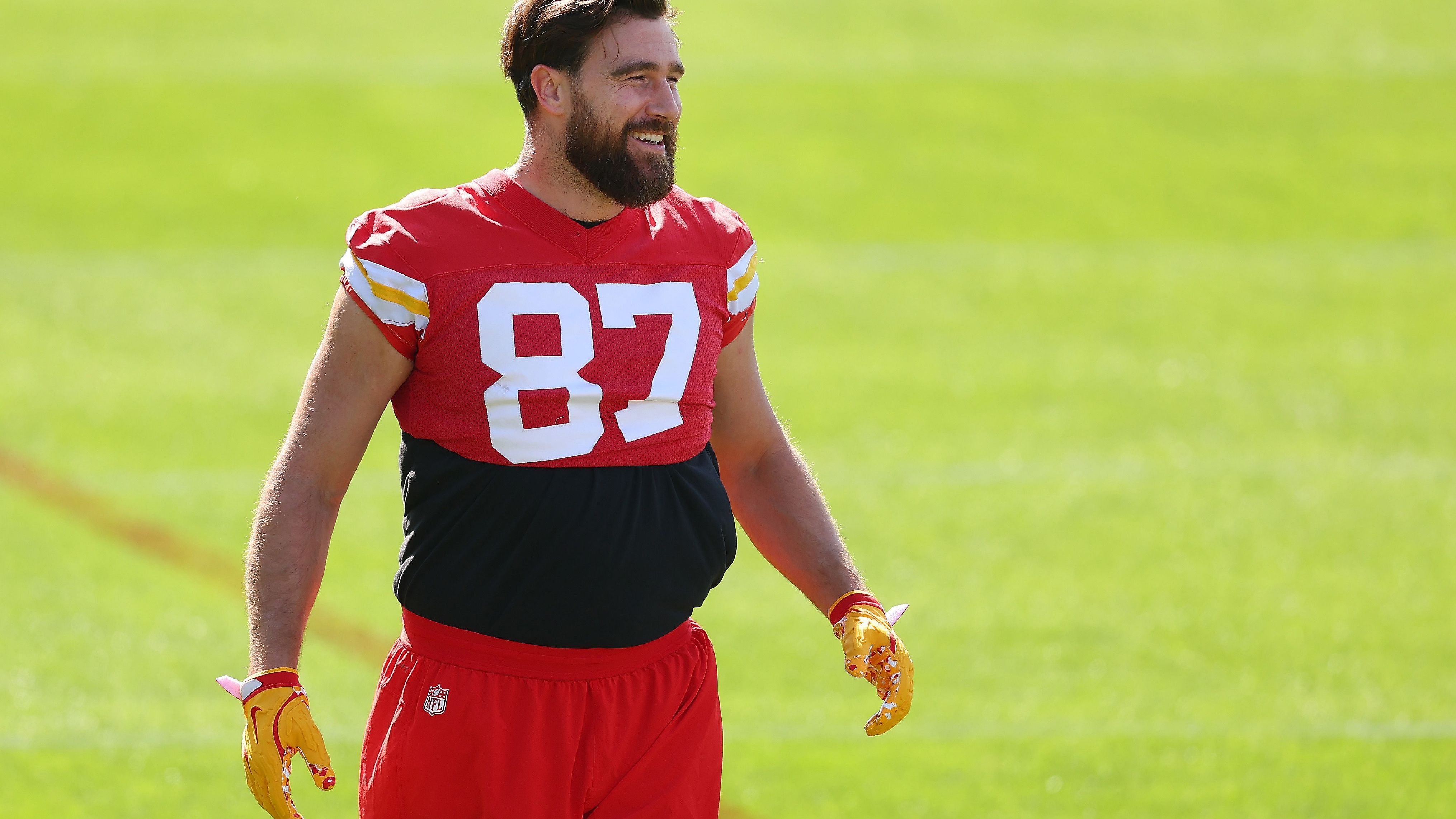 <strong>AFC West - Kansas City Chiefs</strong><br><strong>Wide Receiver</strong>: Xavier Worthy, Hollywood Brown, Rashee Rice<br><strong>Offensive Line</strong>: Jaylon Moore, Kingsley Suamataia, Creed Humphrey, Trey Smith, Jawaan Taylor<br><strong>Tight End</strong>: Travis Kelce<br><strong>Quarterback</strong>: Patrick Mahomes<br><strong>Running Back</strong>: Isiah Pacheco<br><strong>Fullback</strong>: Carson Steele