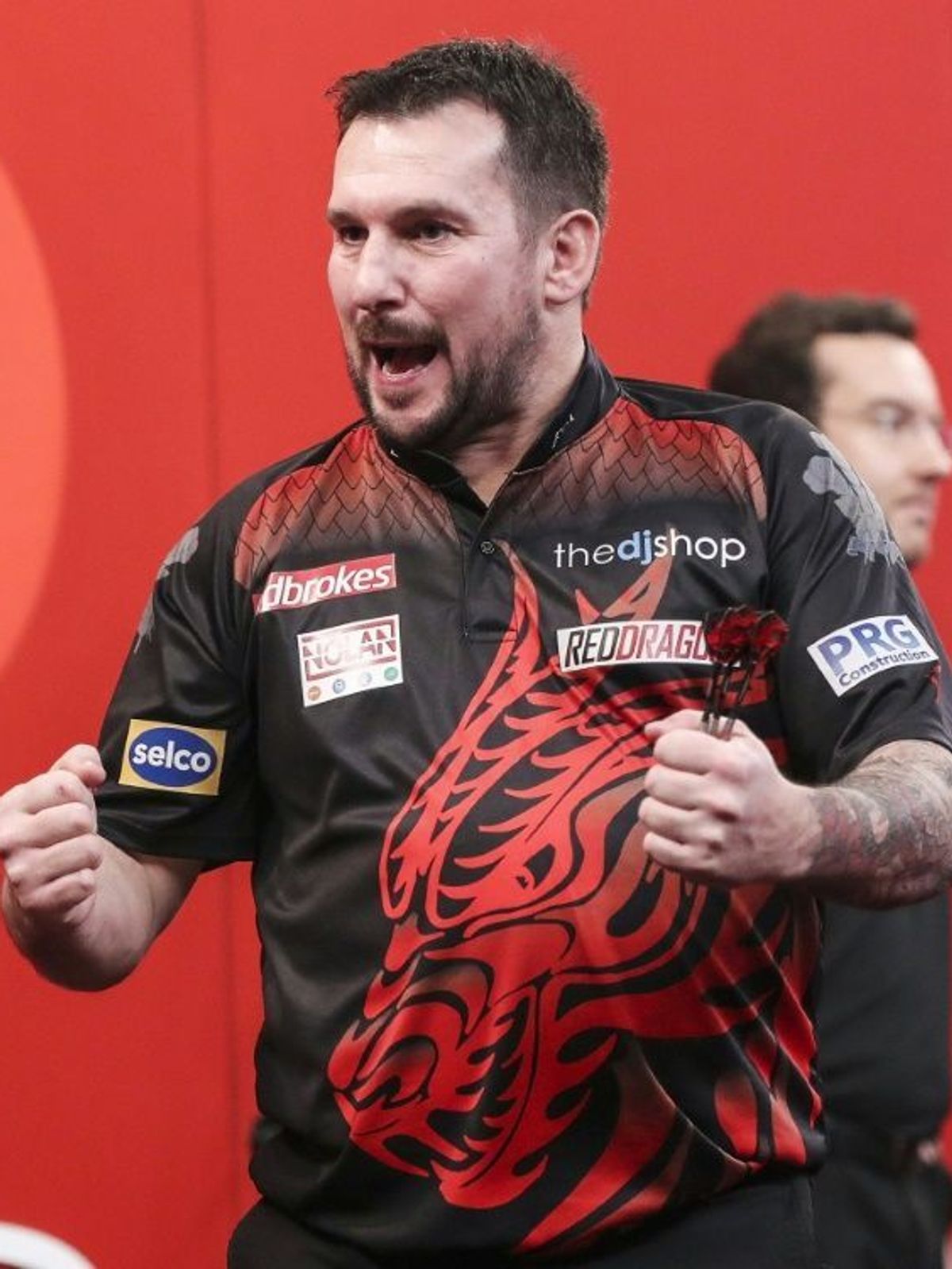 Dartsprofi Jonny Clayton gelingt das perfekte Spiel