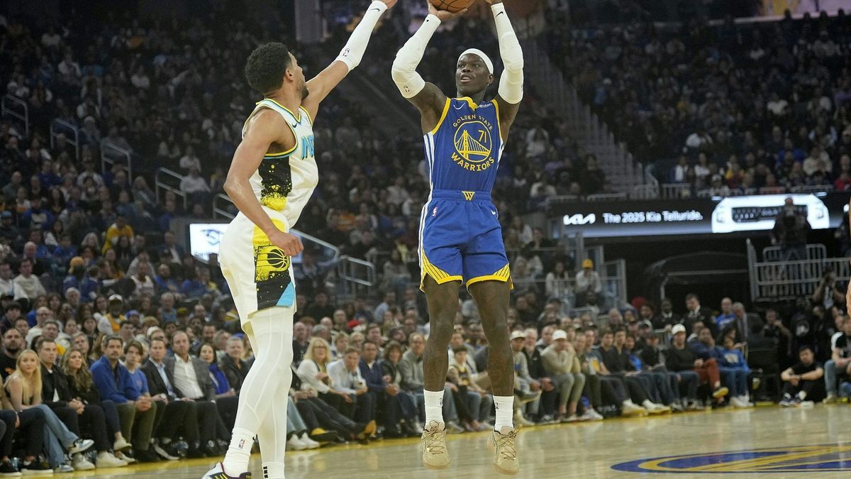 Schröder (r.) kam  aus Brooklyn zu Golden State