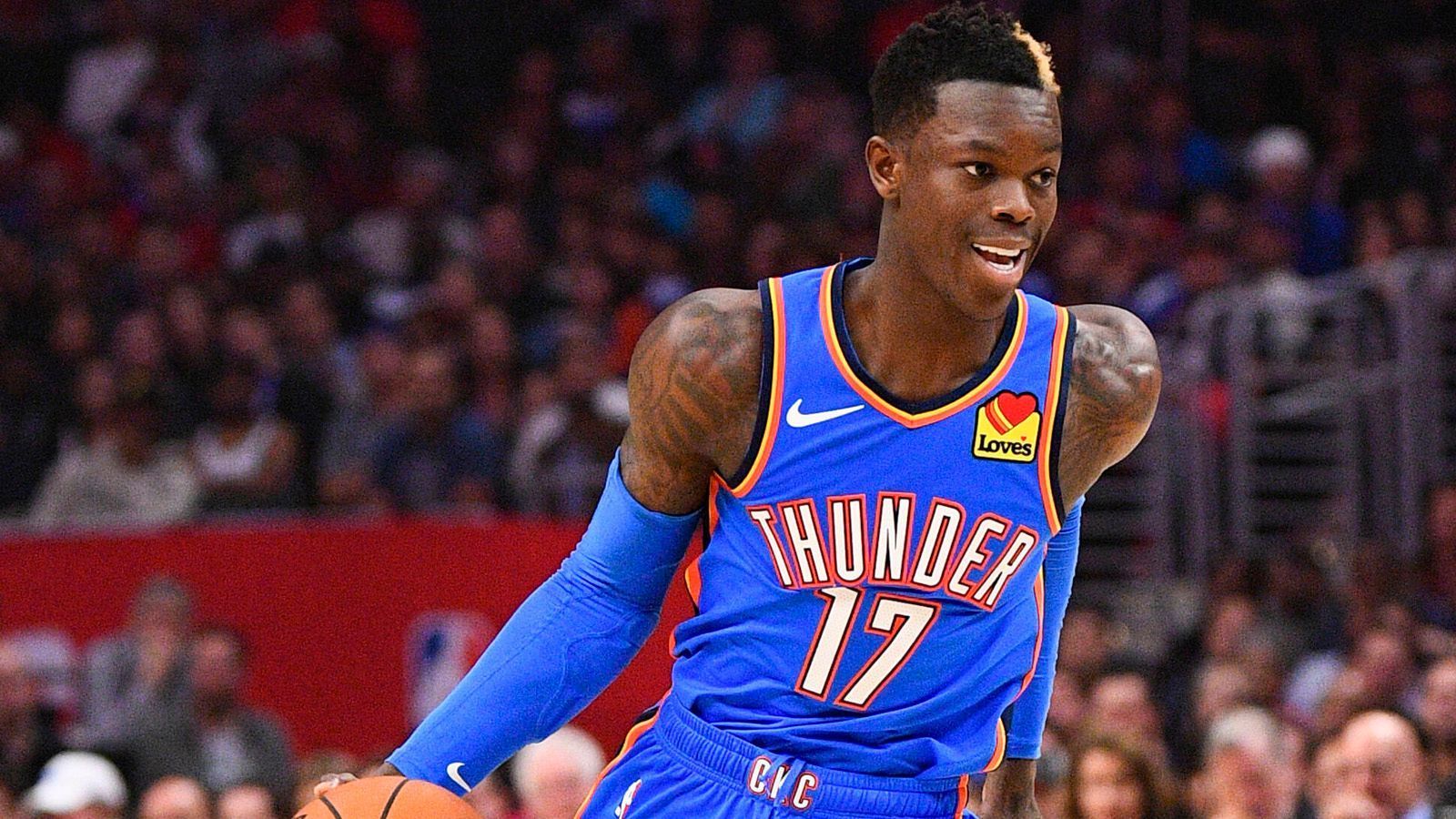 
                <strong>Westen: Oklahoma City Thunder</strong><br>
                Auch Schröder (19,0 Punkte, 4,1 Assists) spielt als Backup von Paul eine überragende Saison, gilt als Kandidat für den Award des besten Bankspielers. Er wird allerdings Mitte August einige Spiele verpassen, weil seine Frau das zweite Kind erwartet und Schröder für die Geburt die Bubble verlassen möchte.  
              