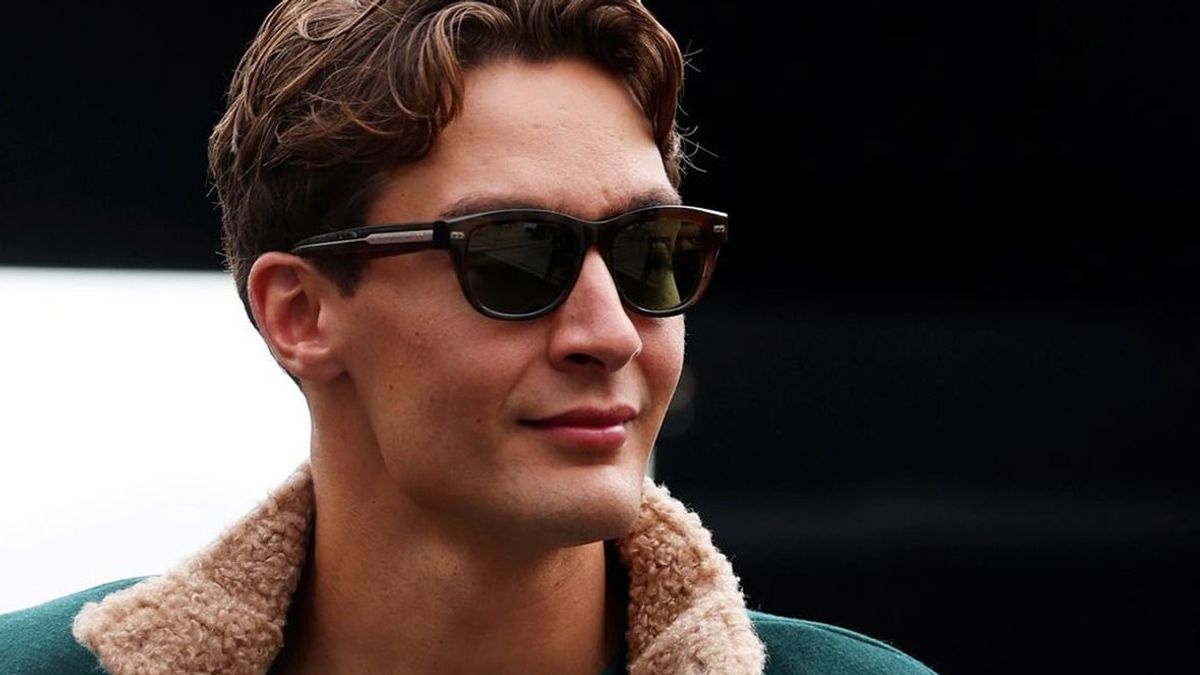 Formel-1-Fahrer George Russell im Fahrerlager in Austin 2025