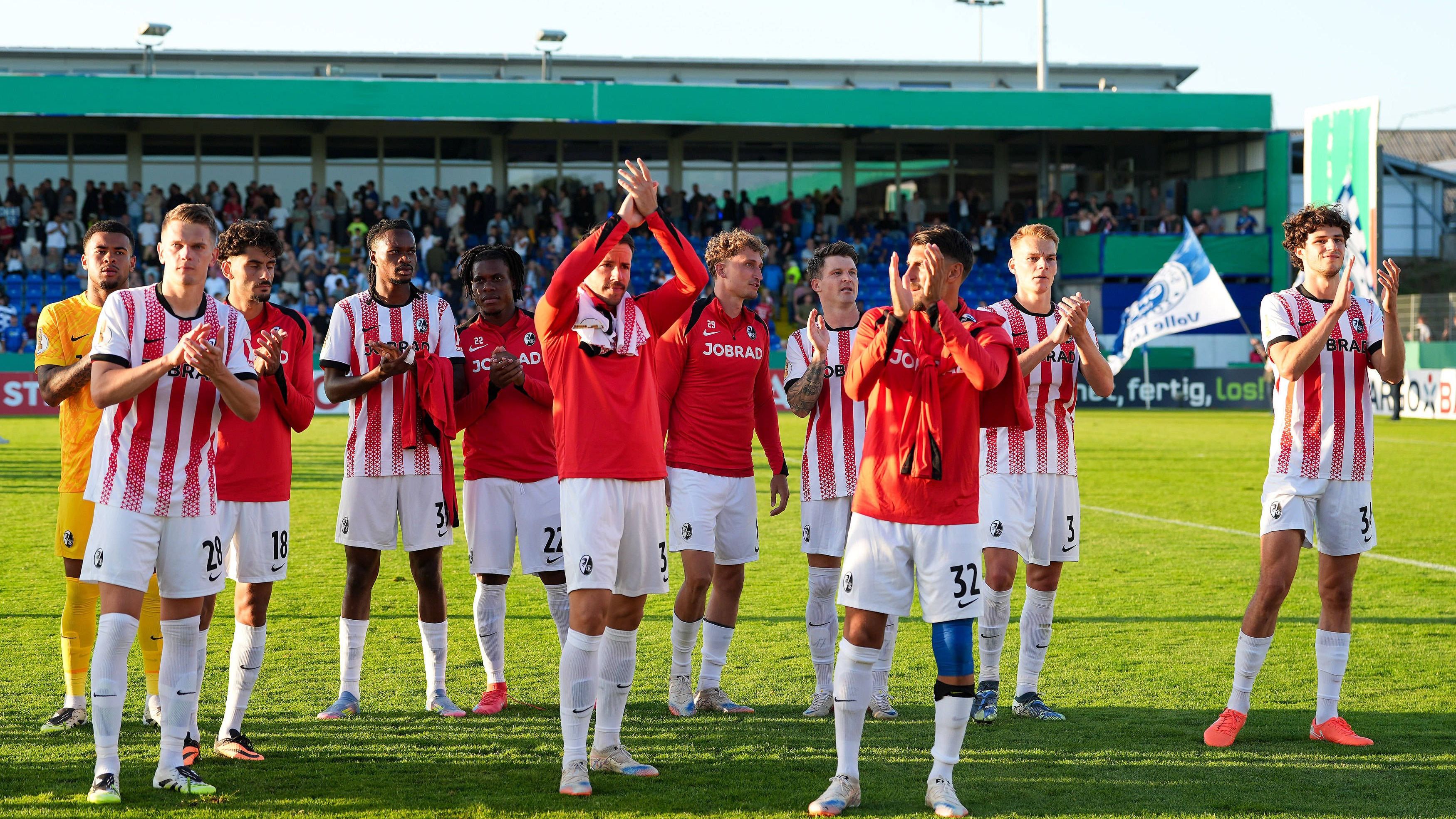<strong>Platz 6 - SC Freiburg</strong><br>Einnahmen National: 53.966.376 Euro<br>Einnahmen International: 8.010.170 Euro<br><strong>Gesamt: 61.976.546 Euro</strong>