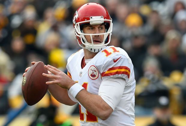 
                <strong>13. Alex Smith (19.6 Millionen)</strong><br>
                Kansas-City-Quarterback Alex Smith landet auf Rang 13. 500.000 Dollar Werbeeinnahmen und 19.1 Millionen Dollar Gehalt bringen ihm ein nettes Jahreseinnahmen von 19.6 Millionen Dollar.
              