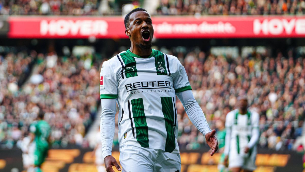 Torjubel Alassane Plea (Borussia Moenchengladbach, 14) nach Tor zum 0:2 GER, SV Werder Bremen vs. Borussia Moenchengladbach, Fussball, Bundesliga, Spieltag 26, Spielzeit 2024 25, 15.03.2025 DFL REG...