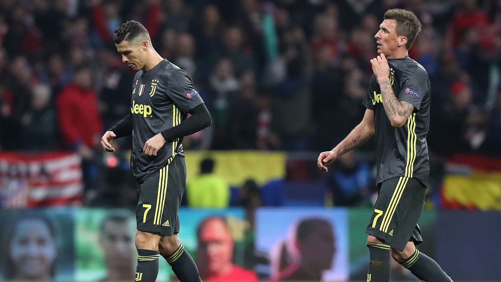 
                <strong>Platz 12: Juventus Turin</strong><br>
                Cristiano Ronaldo wird mit viel Wut im Bauch ins Rückspiel gegen Atletico Madrid gehen. Der ehemalige Real-Stürmer musste sich bei seinem alten Stadtrivalen einige Beleidigungen anhören. Der Frust saß zudem tief, weil ihm und seiner Mannschaft kein Tor gelungen war. Ausgerechnet zwei Atletico-Verteidiger zeigten, wie es besser geht. Problem für Ronaldo und Juventus: Atleticos kann noch besser Tore verteidigen, als sie zu schießen. In Turin braucht die Alte Dame schon ein kleines Wunder.
              