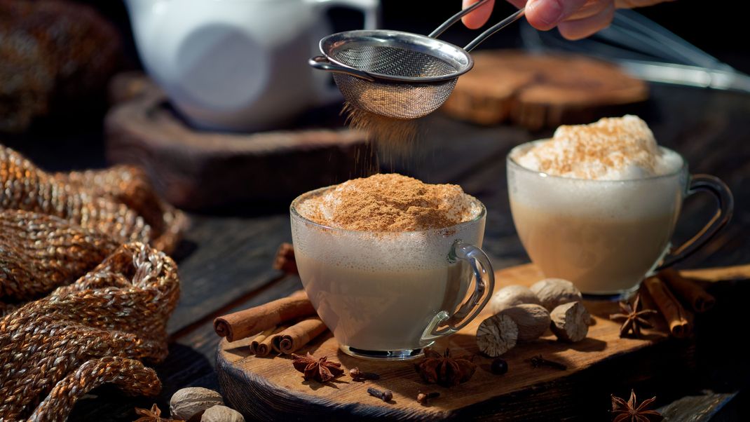 In knapp 10 Minuten ist ein Chai Latte zubereitet. Lass ihn dir schmecken.