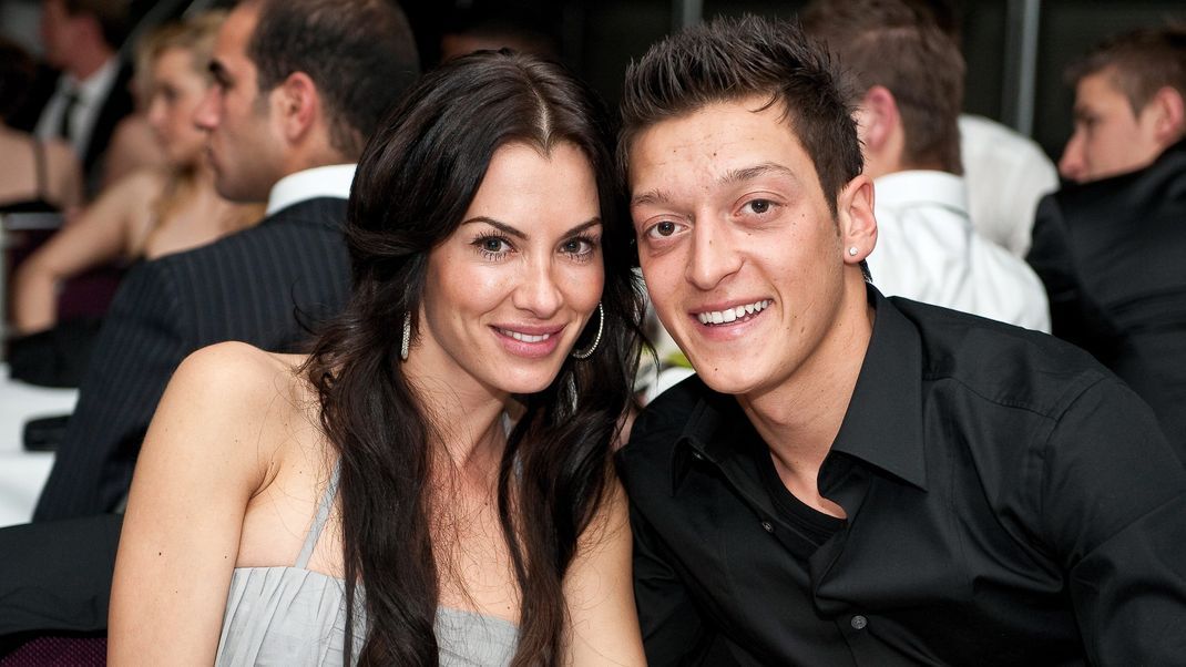 Anna-Maria Ferchichi und Mesut Özil im Februar 2010.