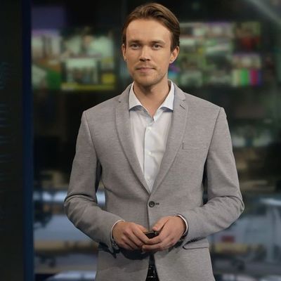 Der (namenlose) KI-generierten Moderator der neuen Sendung „KI-Welt“.