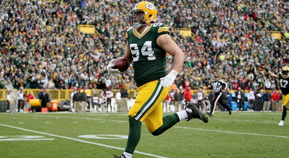 
                <strong>NFC Defense:</strong><br>
                Dean Lowry, DE, Green Bay Packers (26:20 OT gegen Tampa Bay Buccaneers)Vier Tackles, ein Sack und ein 62-Yard Fumble-Return-Touchdown sind der Arbeitsnachweis von Dean Lowry. Damit macht er im knappen Overtime-Sieg der Packers gegen die Buccaneers den Unterschied aus.
              