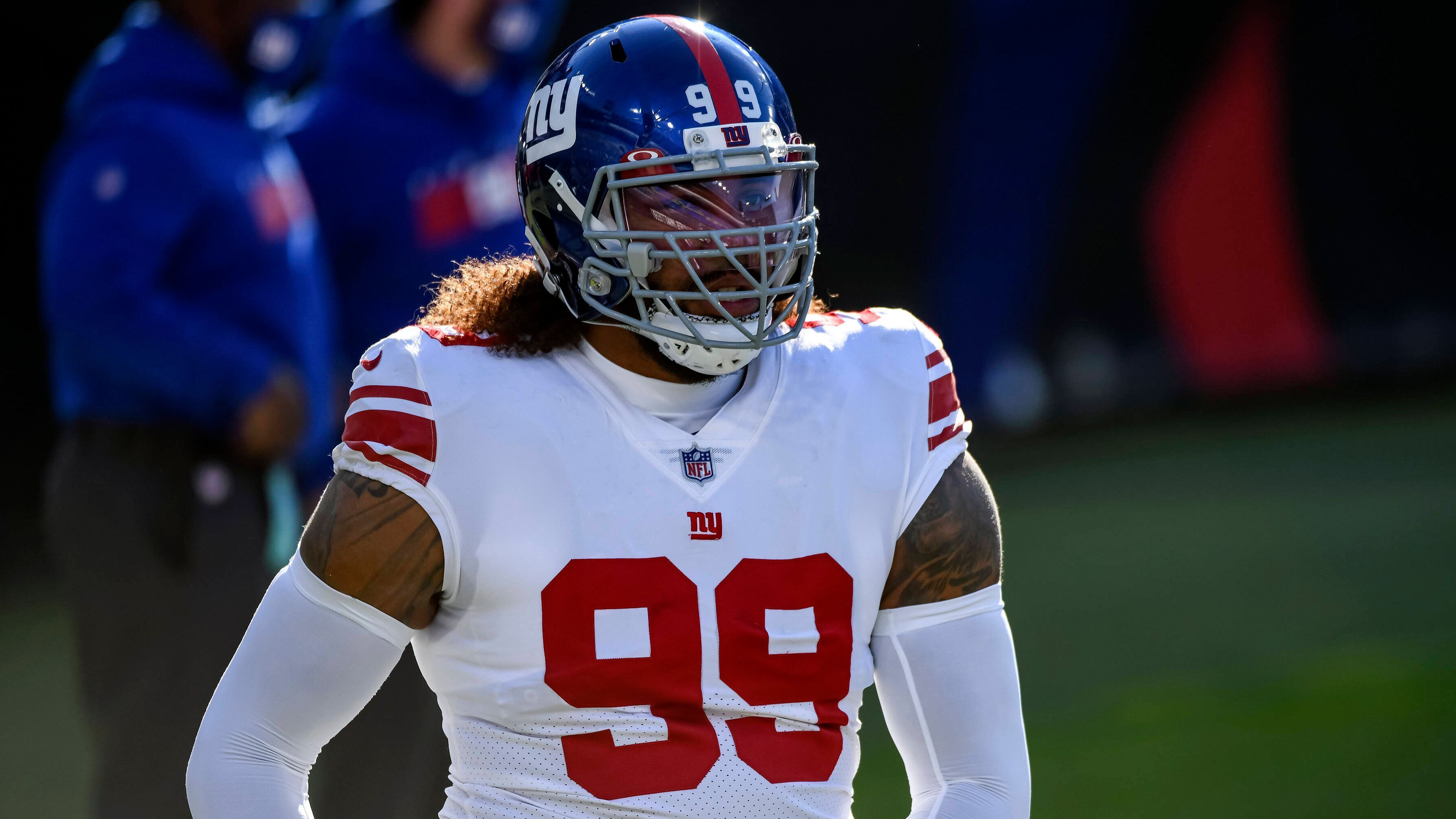 
                <strong>New York Giants halten Leonard Williams erneut mit Franchise Tag</strong><br>
                Defensive End Leonard Williams bekommt von den New York Giants den zweiten Franchise Tag in Folge. Damit wird der 26-Jährige 2021 garantiert 19,35 Millionen Dollar verdienen und kann sich folglich ganz in Ruhe für Langzeitvertrag empfehlen - im "Big Apple" oder andernorts.
              