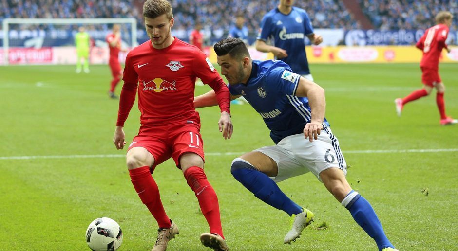 
                <strong>Timo Werner</strong><br>
                Der Empfang war nach seiner Schwalbe aus dem Hinspiel wie erwartet: Der Nationalspieler wurde beschimpft und ausgepfiffen. Seine Reaktion: Absolut souverän. Werner traf nicht nur per Hinterkopf zum 1:0, sondern stellte die Schalker Hintermannschaft mit seiner Schnelligkeit immer wieder vor unlösbare Aufgaben. Auch in der schwachen zweiten Halbzeit der Leipziger der beste Mann seines Teams. ran.de-Note: 2
              