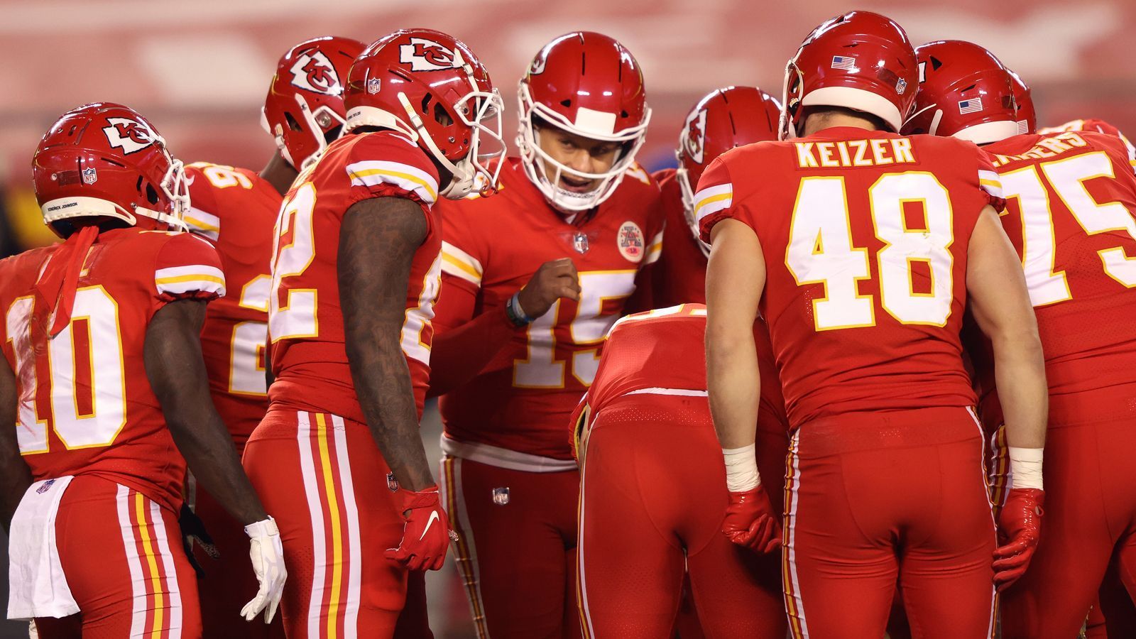 
                <strong>Kansas City Chiefs</strong><br>
                6 Spielzeiten: Seit 2015
              