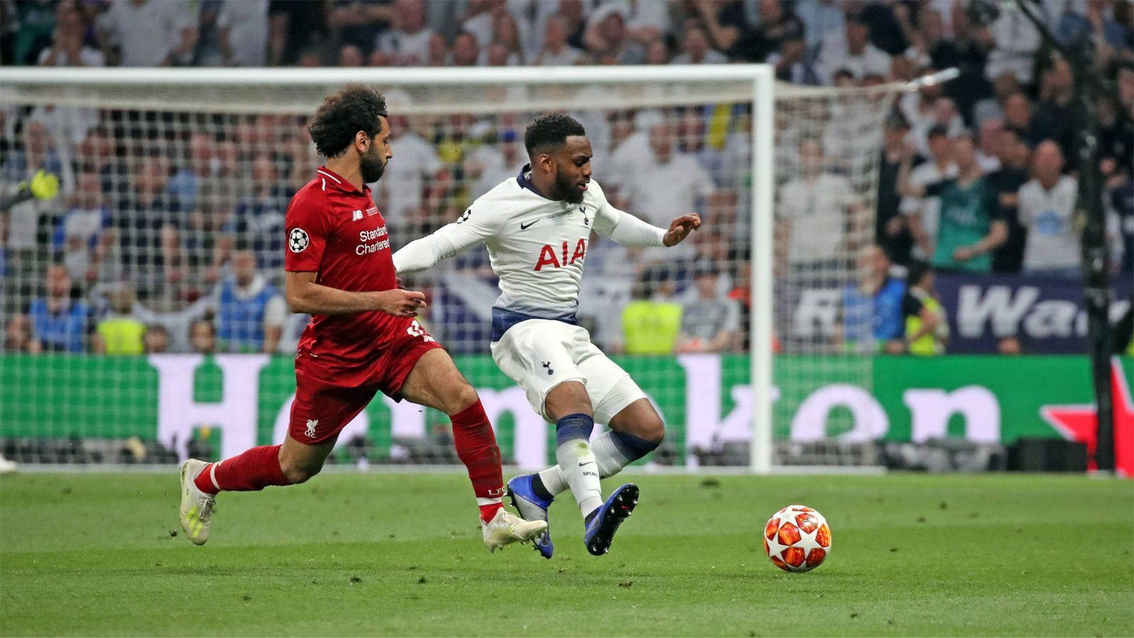 
                <strong>2018/19 - Tottenham Hotspur - FC Liverpool</strong><br>
                &#x2022; <strong>Ergebnis:</strong> 0:2 (0:1) - <br>&#x2022; <strong>Tore:</strong> 0:1 Mohamed Salah (2.), 0:2 Divock Origi (87.)<br>
              