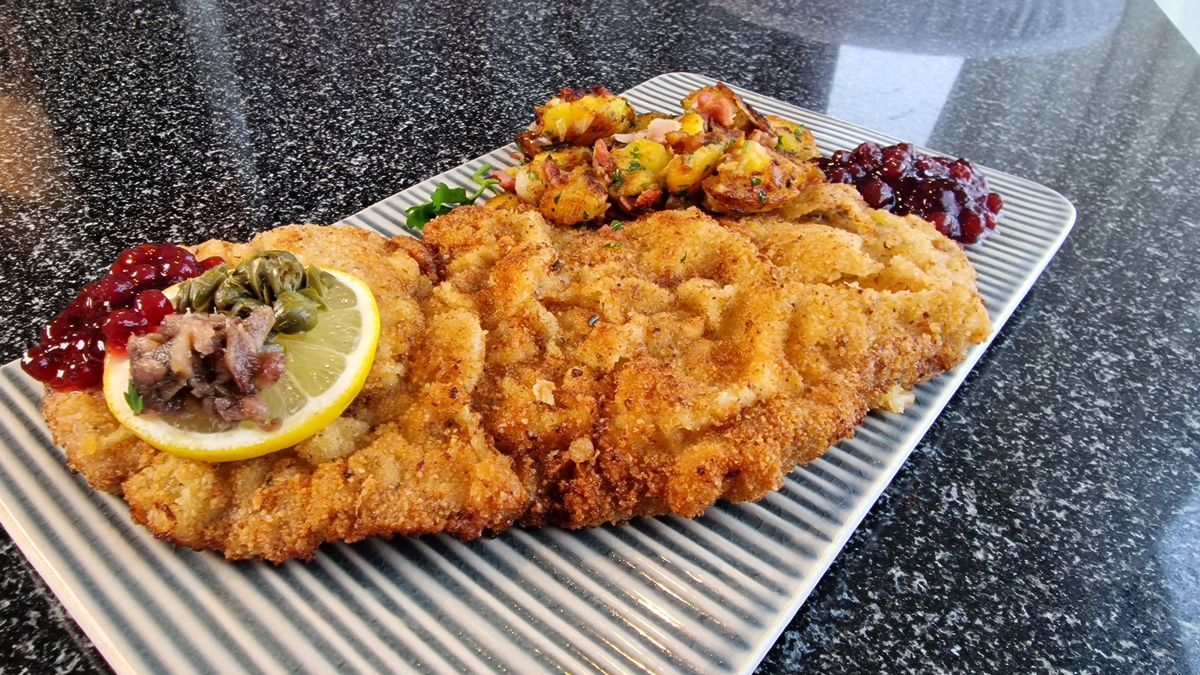 Wiener Schnitzel mit Bratkartoffeln a la Henze