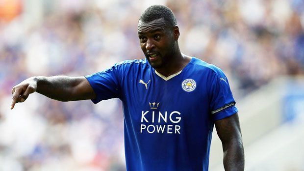 
                <strong>Wes Morgan (Leicester City)</strong><br>
                Wes Morgan: Richtet man sich nach dem Body-Maß-Index, fällt auch der 31-jährige Innenverteidiger von Leicester City in die Kategorie "übergewichtig". Morgan bringt bei einer Körpergröße von 1,85 Metern 93 Kilo auf die Waage - das entspricht einem BMI von 27,2. 
              