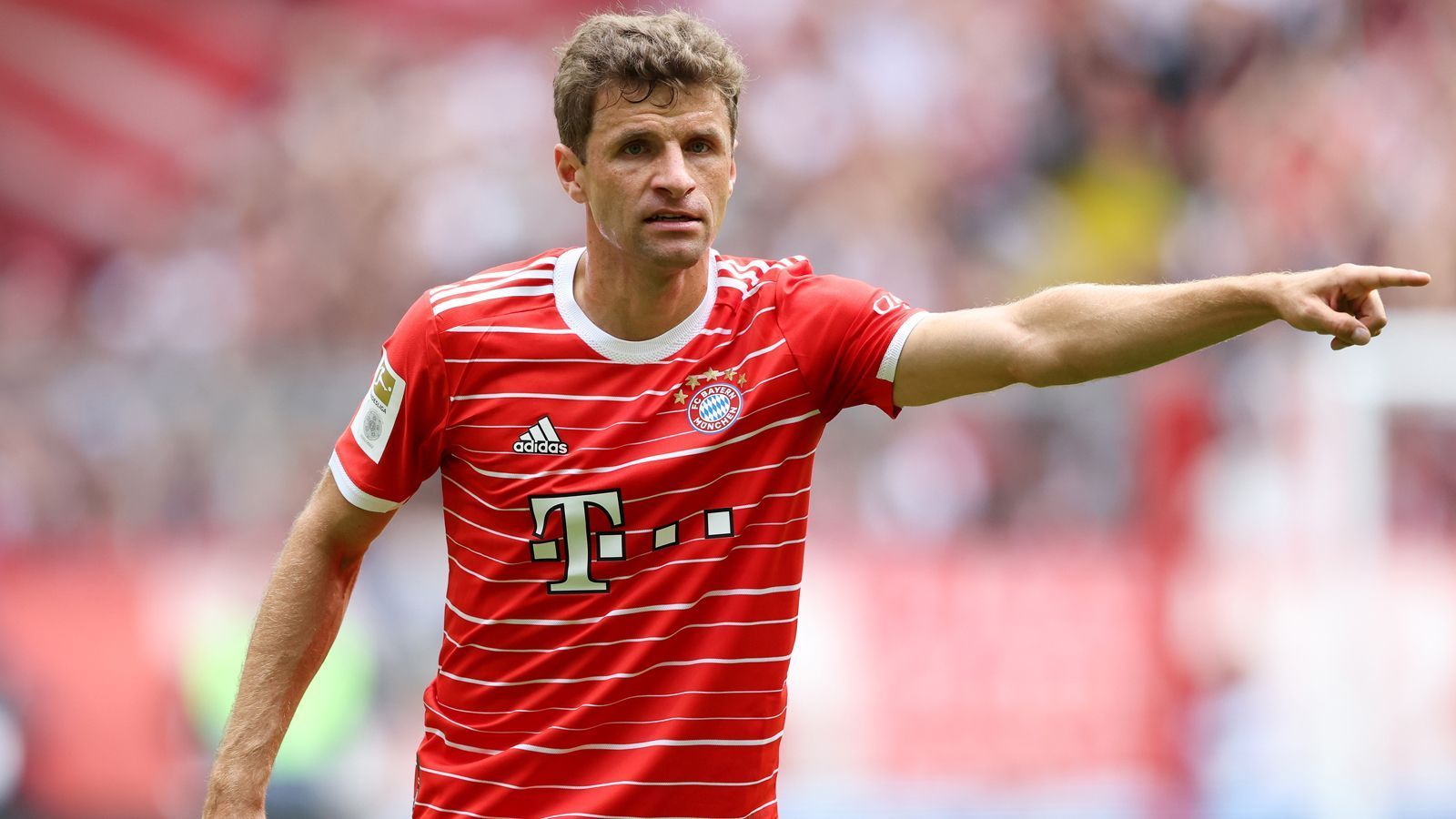 
                <strong>Thomas Müller</strong><br>
                Der Routinier war zwar wie üblich viel in Bewegung und versuchte einiges, blieb aber weitgehend harmlos und uneffektiv. Machte nach 68 Minuten Platz für Choupo-Moting. ran-Note: 4
              