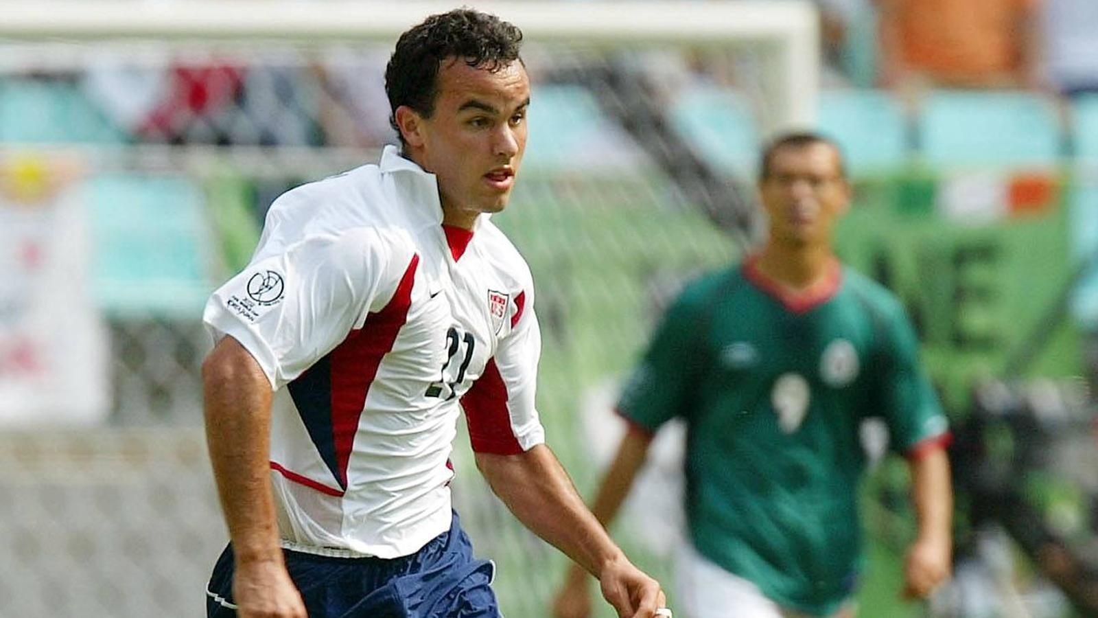 
                <strong>Landon Donovan (USA)</strong><br>
                WM 2002 in Japan und Südkorea
              