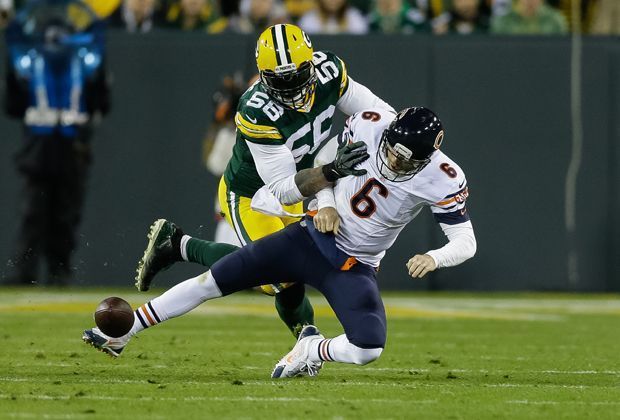 
                <strong>Green Bay Packers - Chicago Bears 55:14</strong><br>
                Für die Bears ist es ein Spiel zum Vergessen, Wegsehen und Verdrängen... Wie bereits die ganze Saison - mit wenigen Ausnahmen.
              