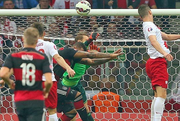 Historische Pleite Milik Schockt Den Weltmeister