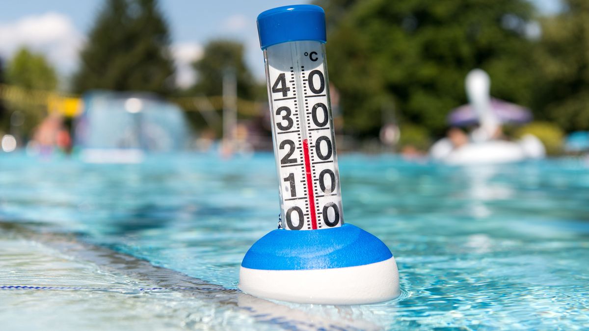 Sommer, 27 Grad im Freibad