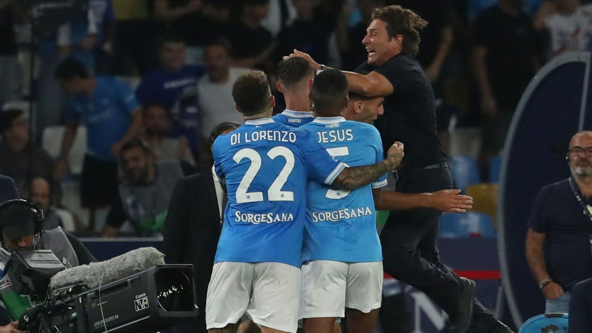 Neapel feiert Sieg Nummer vier