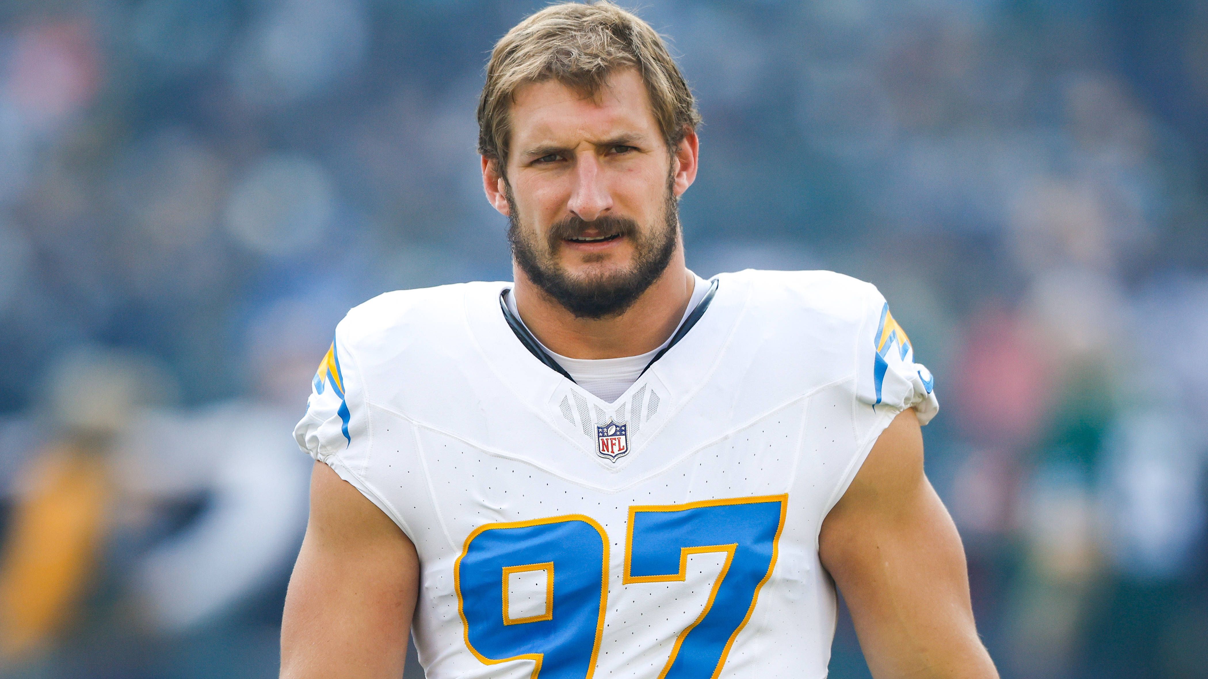 <strong>Los Angeles Chargers (Quelle: NFL.com)&nbsp; (nach dem 01.06)</strong><br><strong>Gefährdeter Spieler:</strong> Joey Bosa (DE)<br><strong>Cap Savings:</strong>&nbsp;22.00.000 US-Dollar<br><strong>Dead Money:</strong>&nbsp;14.611.666 US-Dollar